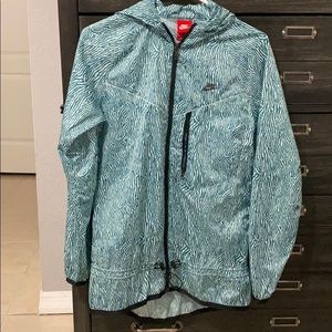 NIKE Women Windbreaker Blacklight Zip Jacket